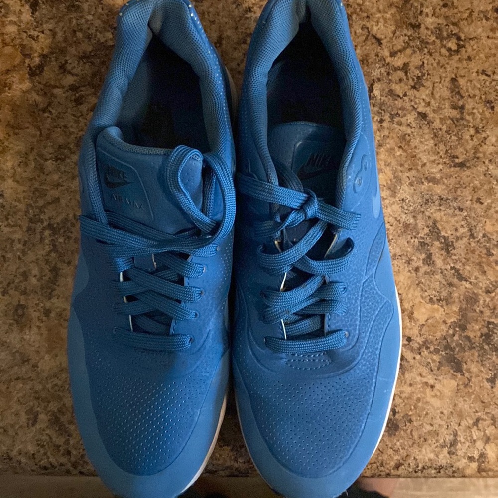 Nike Air max size 9.5